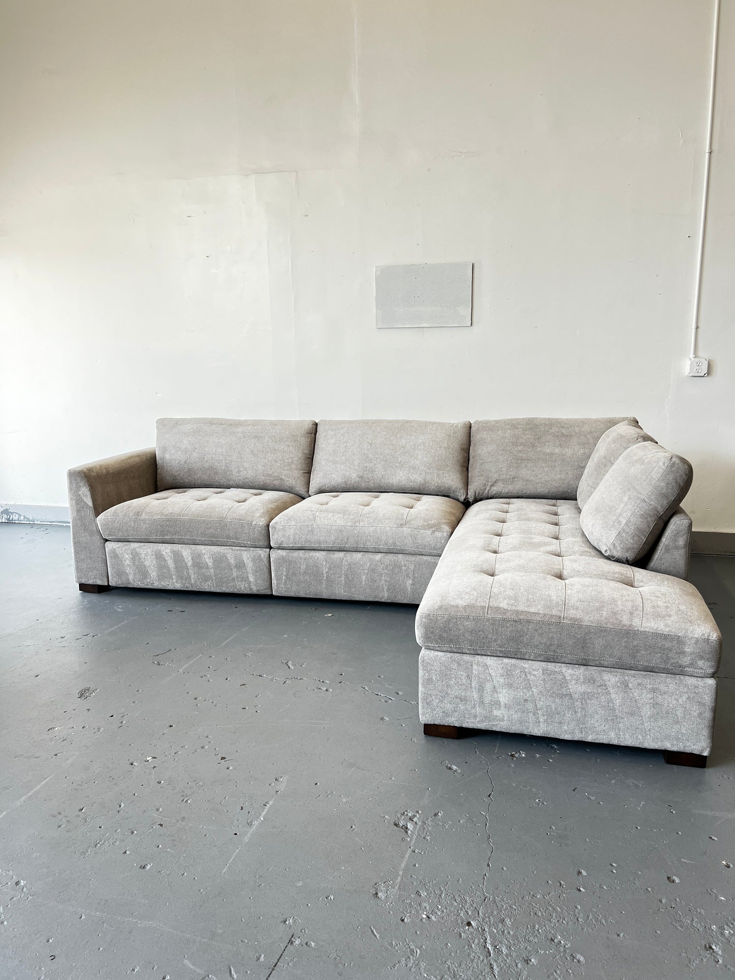 Thomasville Powered Footrest Sectional