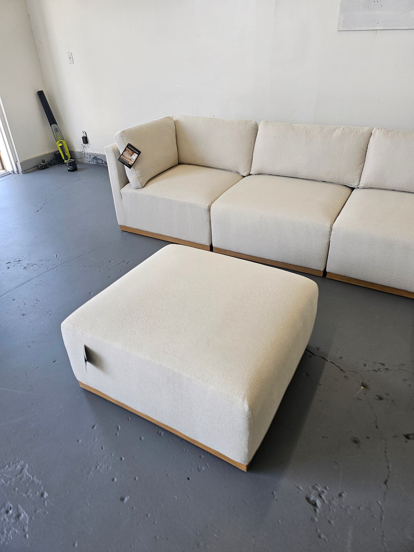 Henredon Murphy Oatmeal Modular Sofa
