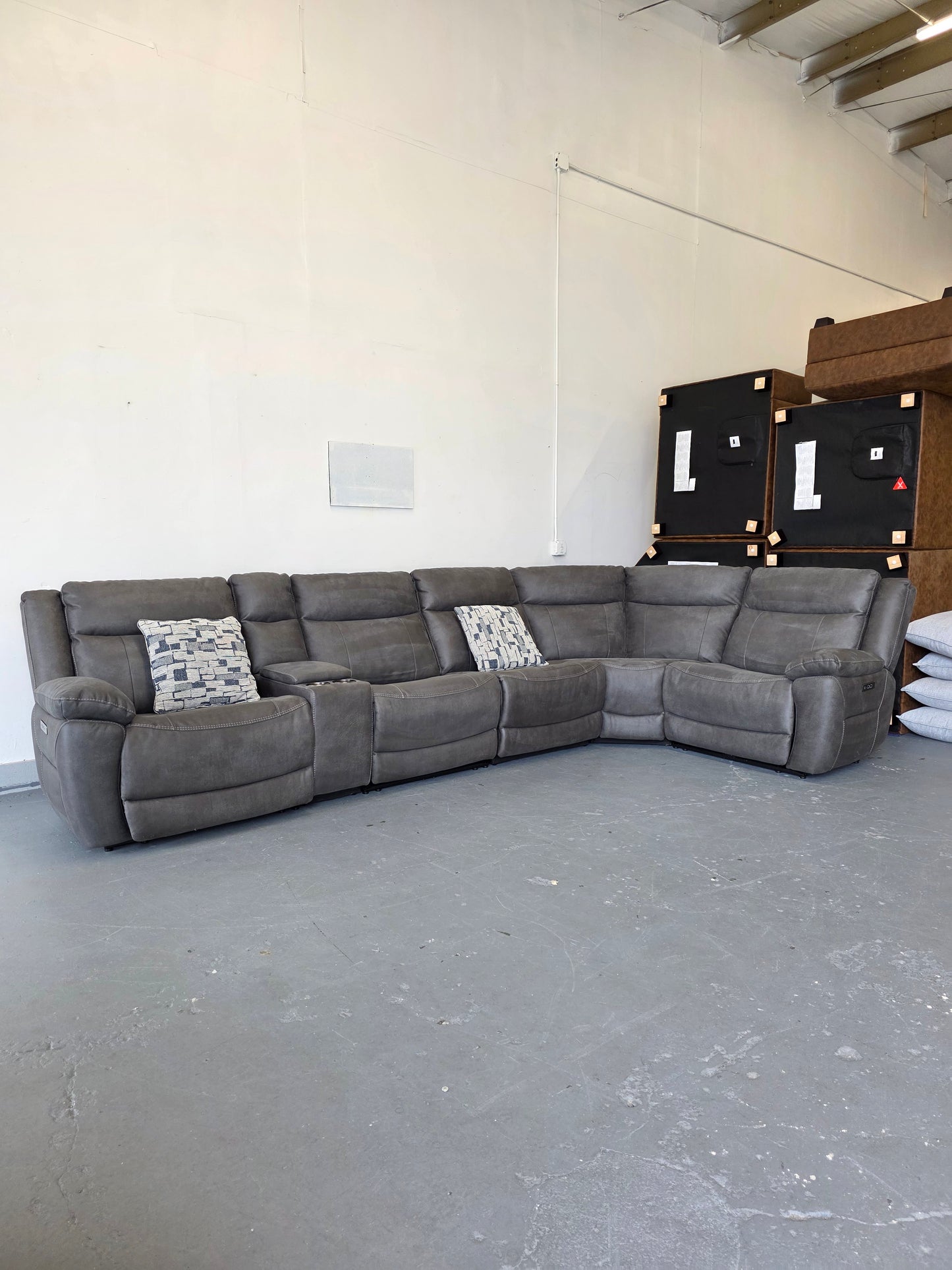 Reversible Zakary 6-piece Fabric Power Reclining Sectional With Power Headrests