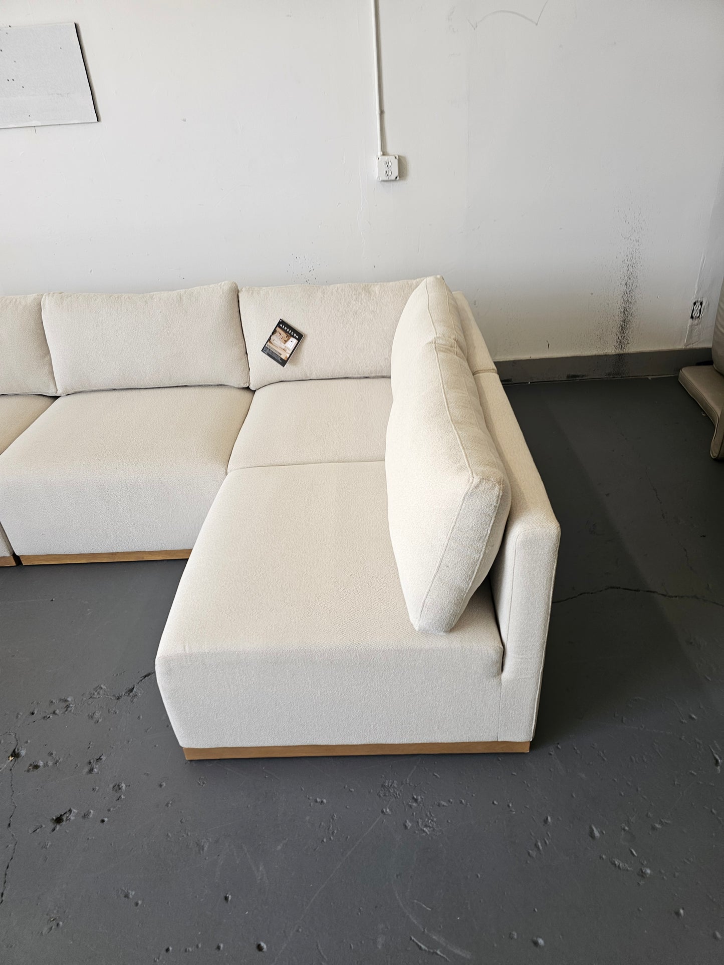 Henredon Murphy Oatmeal Modular Sofa