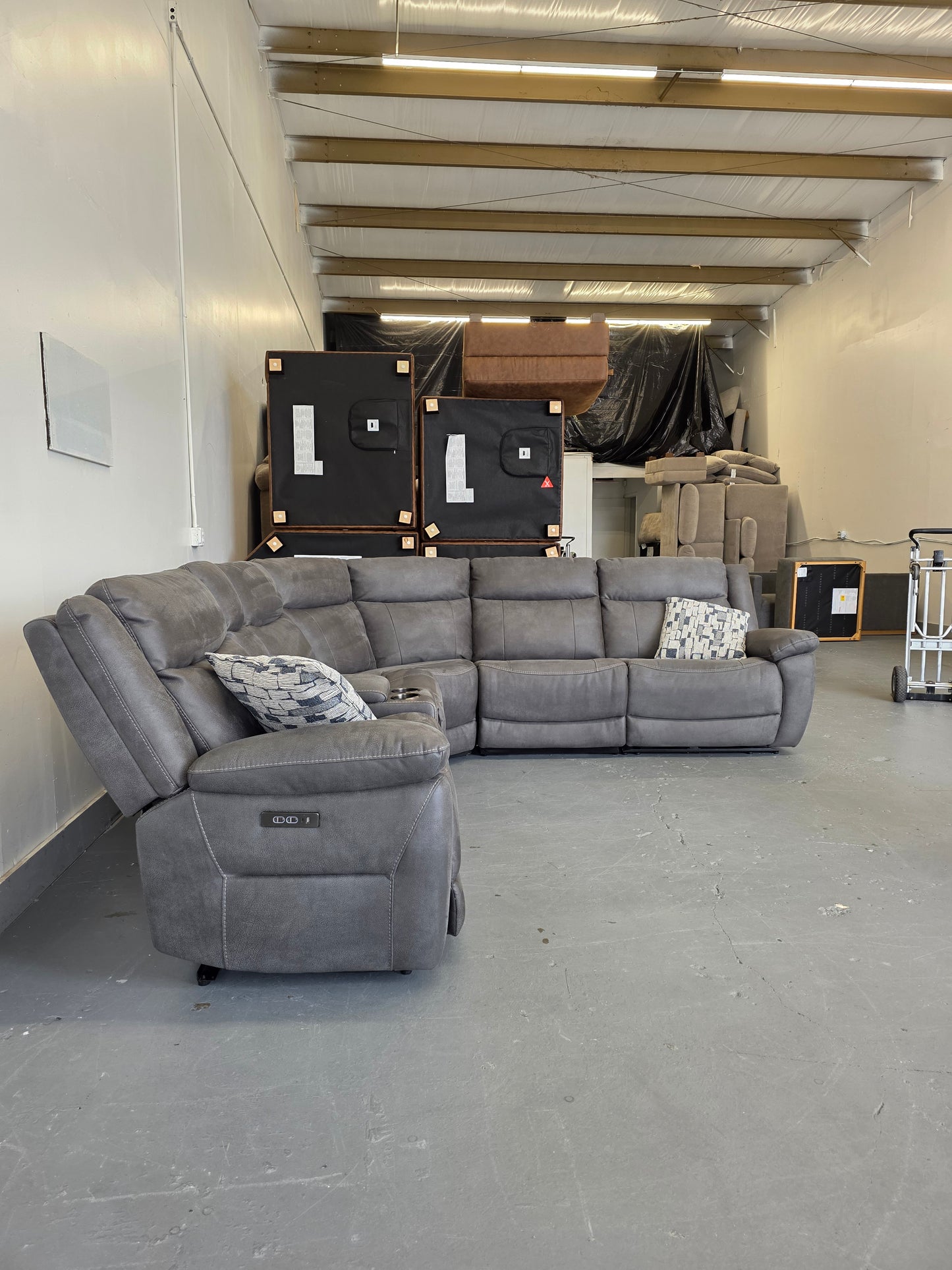 Zakary 6-piece Fabric Power Reclining Sectional With Power Headrests