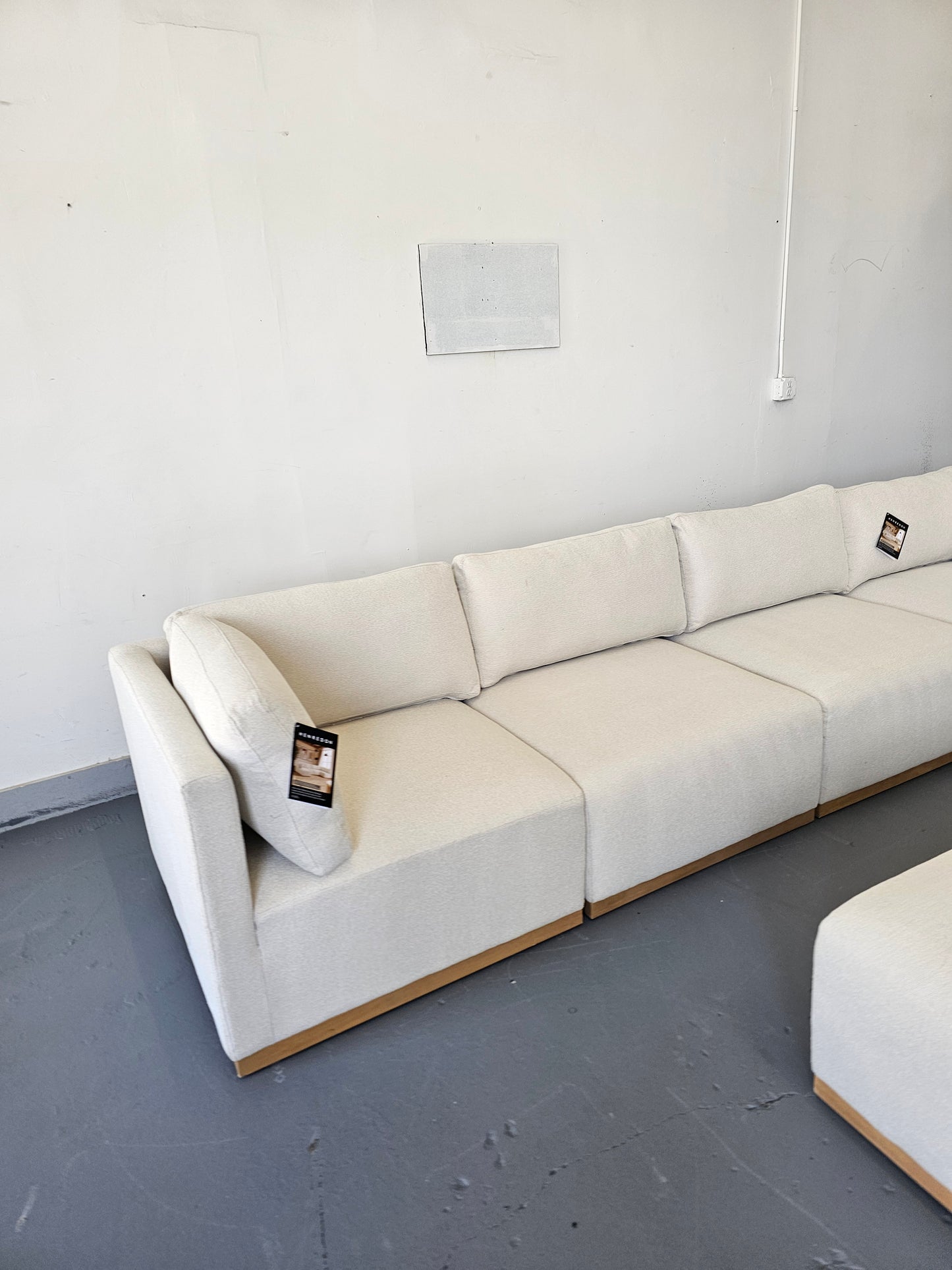Henredon Murphy Oatmeal Modular Sofa