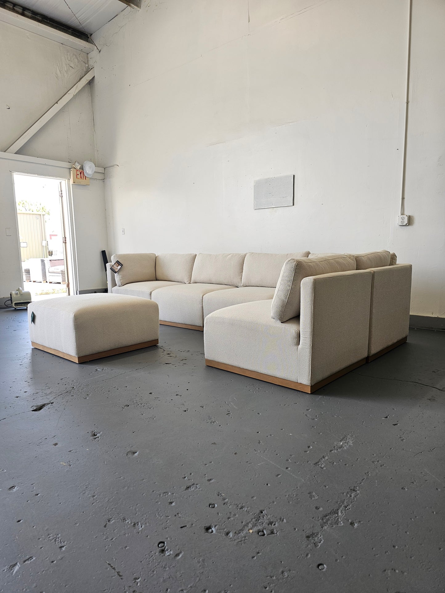 Henredon Murphy Oatmeal Modular Sofa