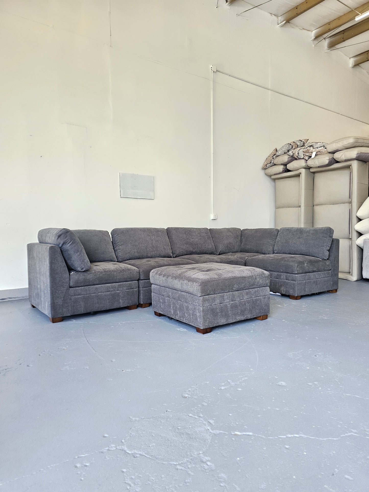 Thomasville Tisdale Dark Grey