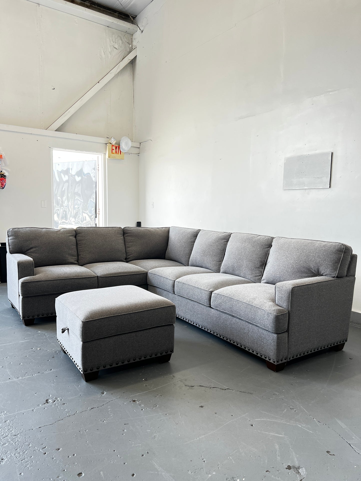 Emilee Sectional with Ottoman Storage