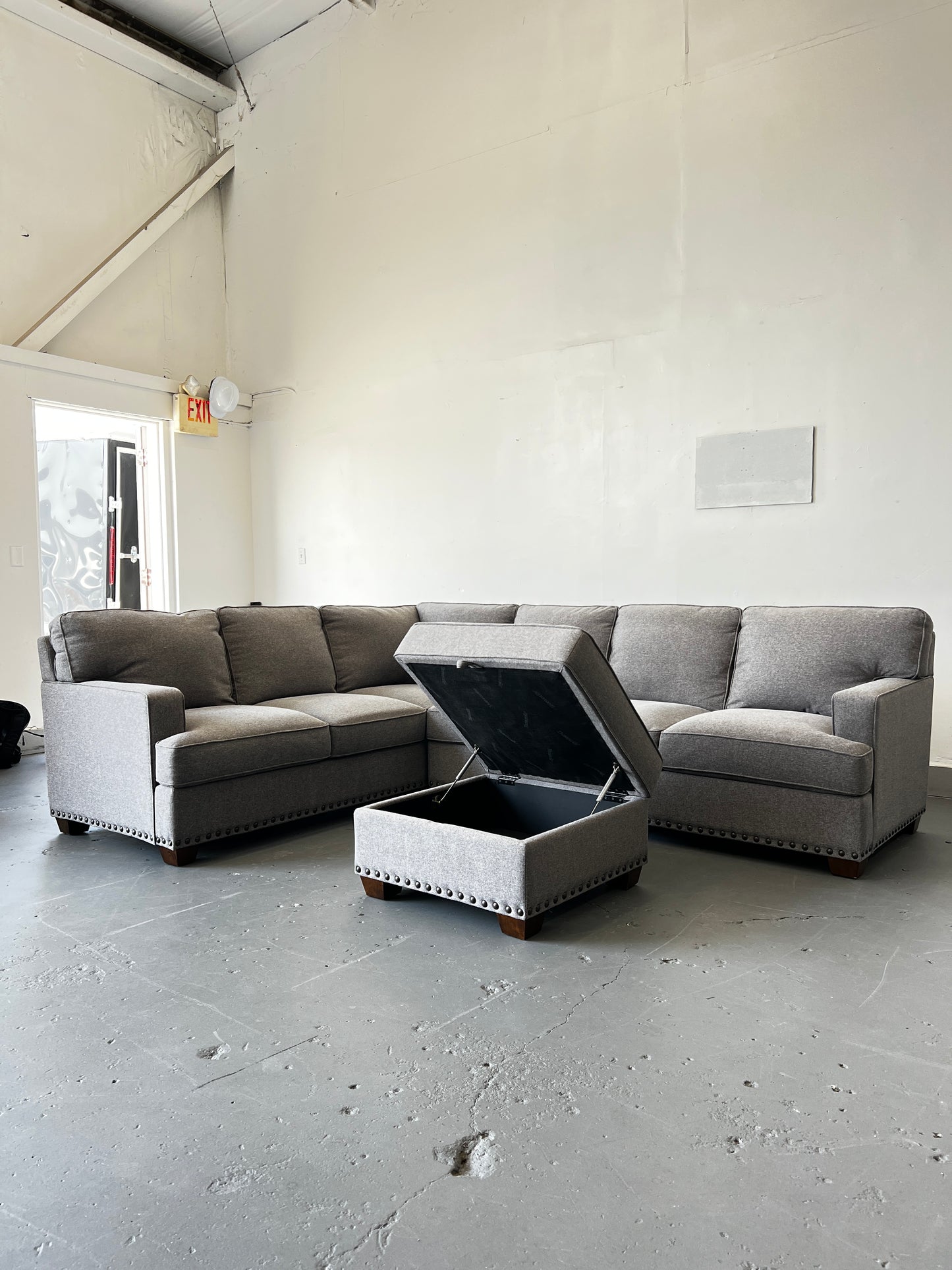 Emilee Sectional with Ottoman Storage