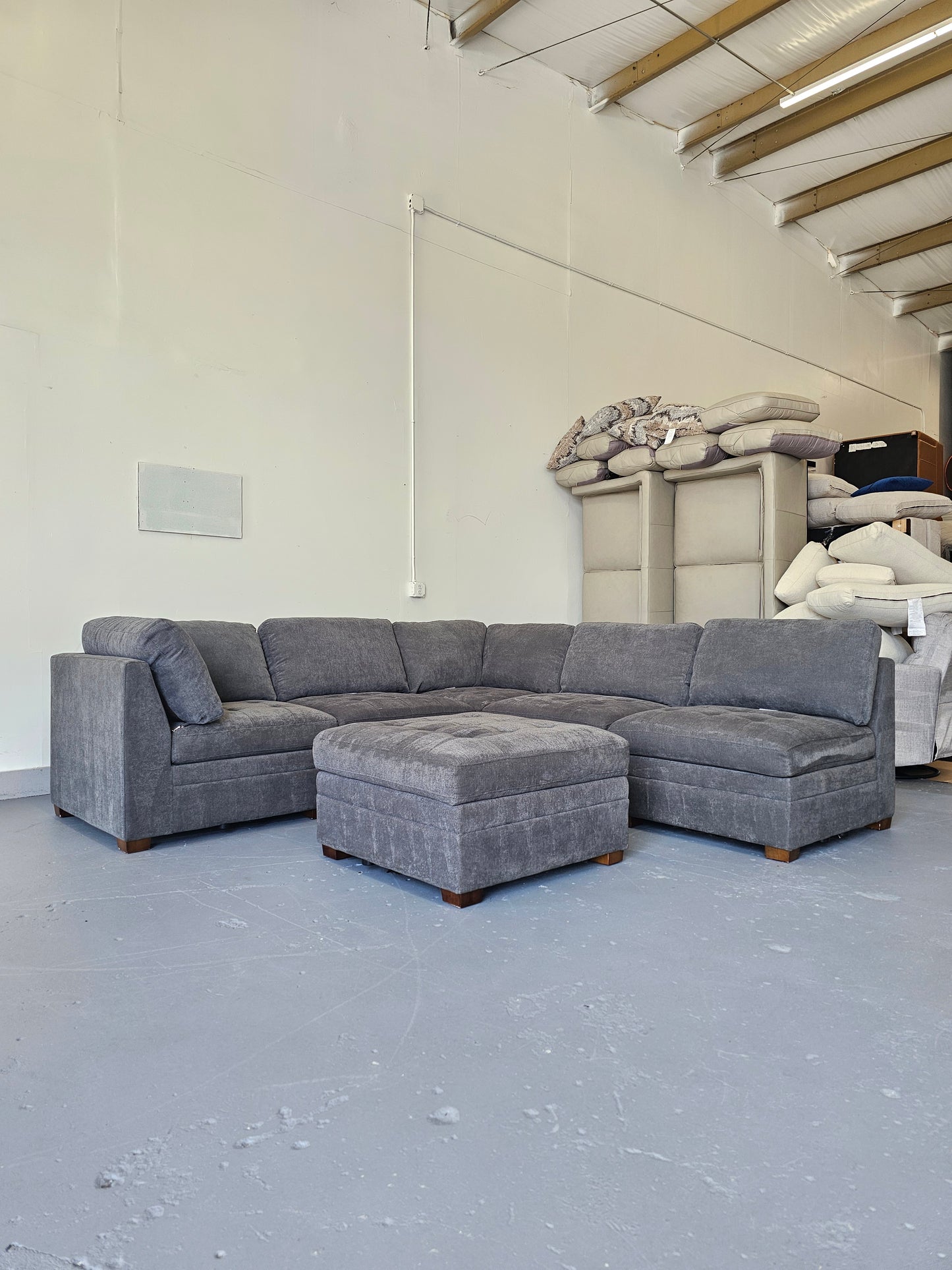 Thomasville Tisdale Dark Grey