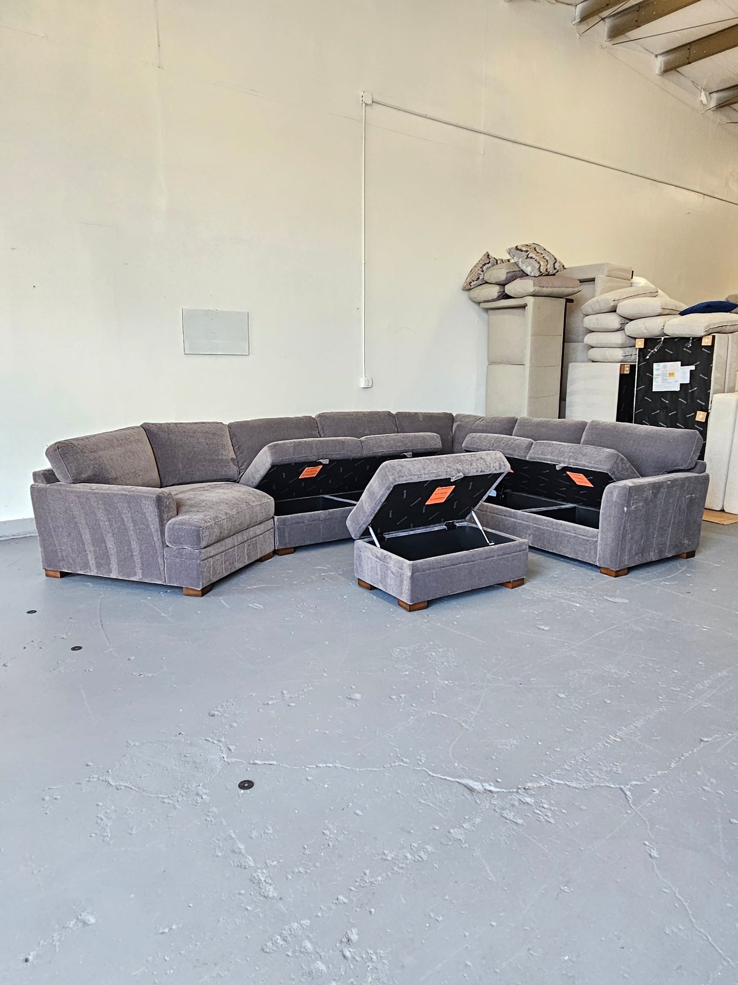 Sectional Sofa With Storage