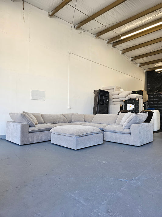 Sereen 6 piece Fabric Sectional