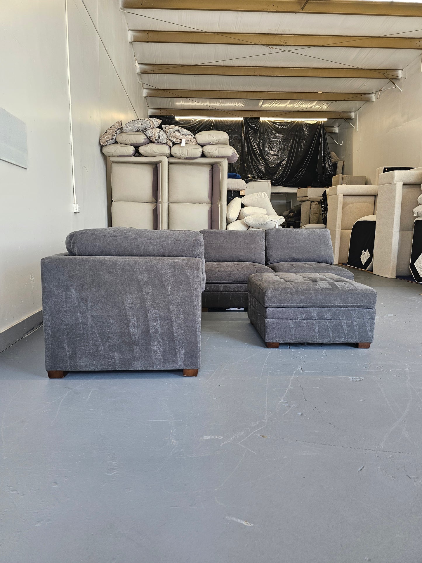 Thomasville Tisdale Dark Grey