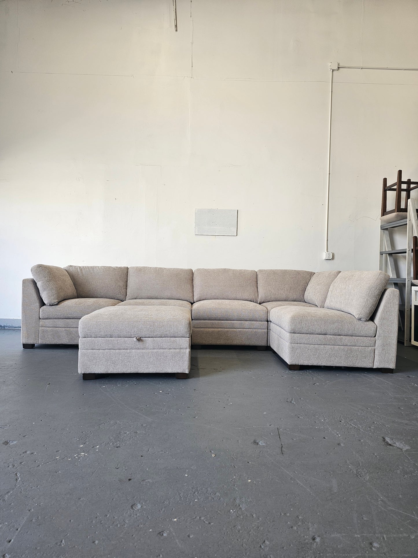 Thomasville Tisdale Cream sofa