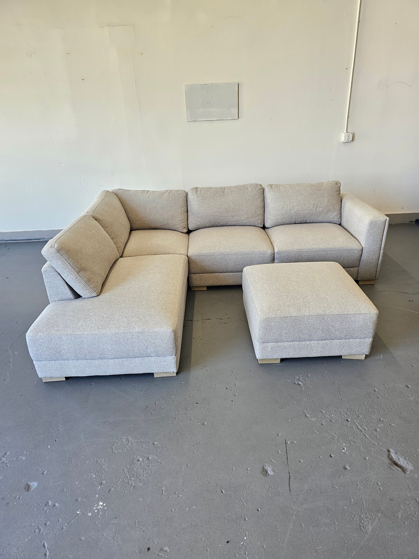 Drayden Fabric Sectional
